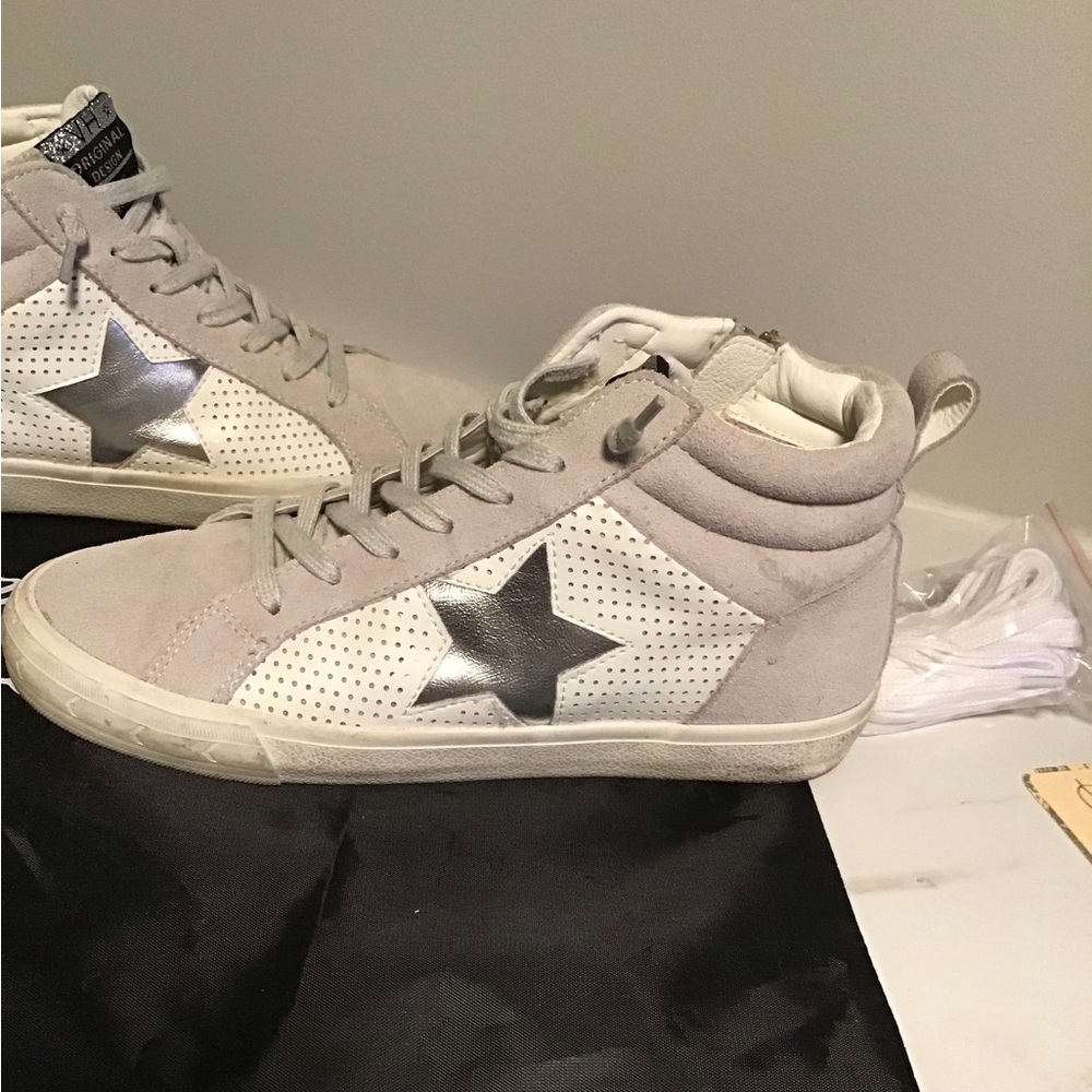 Vintage Havana Lester perforated high top sneaker